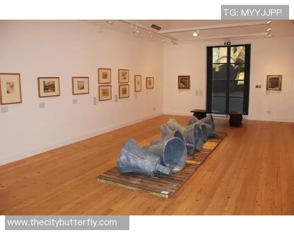 探索埃斯特旺的魅力与文化深度，感受独特的历史与现代交融之美