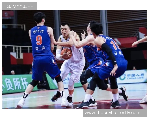 新疆飞虎与青岛双星激战正酣谁能在赛场上笑到最后